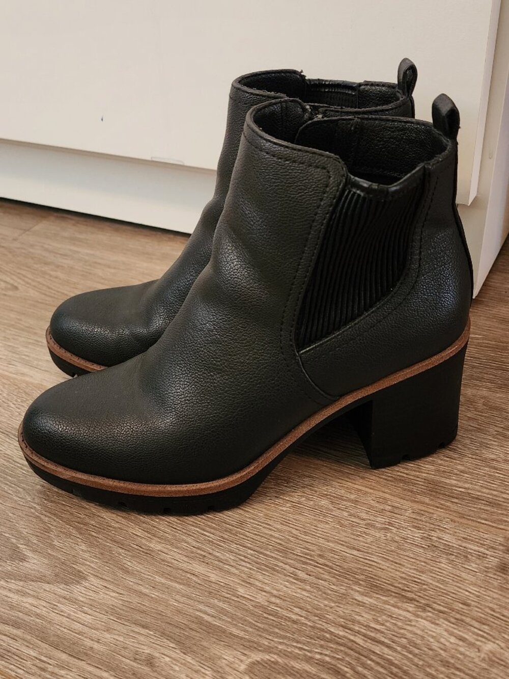 Naturalizer Madalynn Gore Water Repellent Bootie